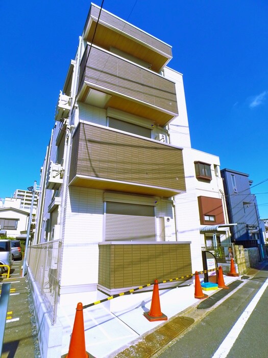 アヴァンス梅田の物件外観写真