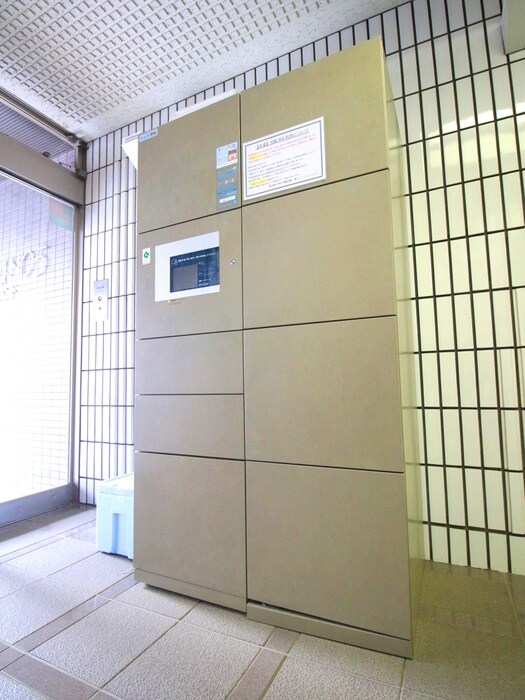 マ－ランドファイブの物件外観写真