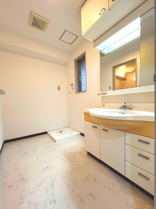 マ－ランドファイブの物件内観写真