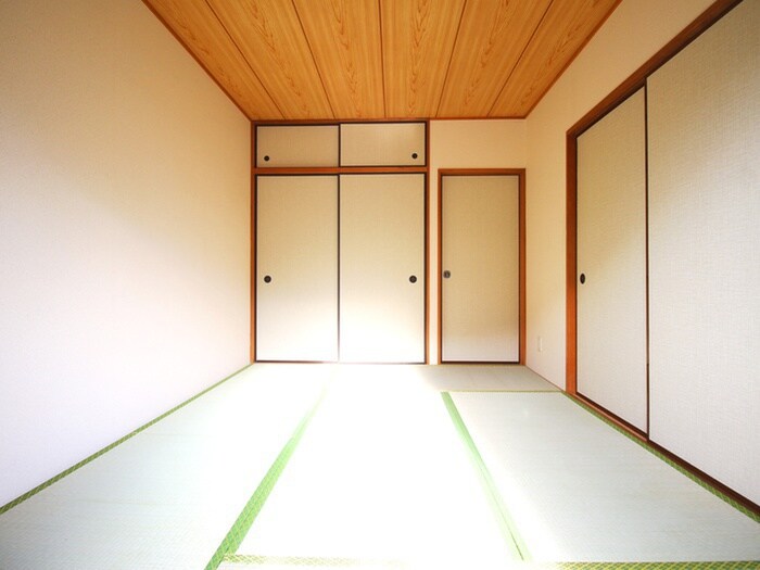 エルグランの物件内観写真