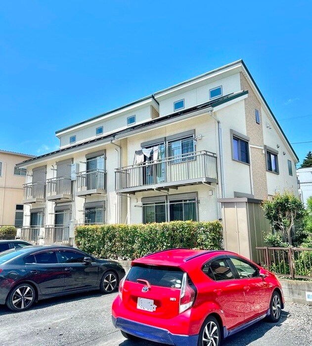 クラウドの物件外観写真