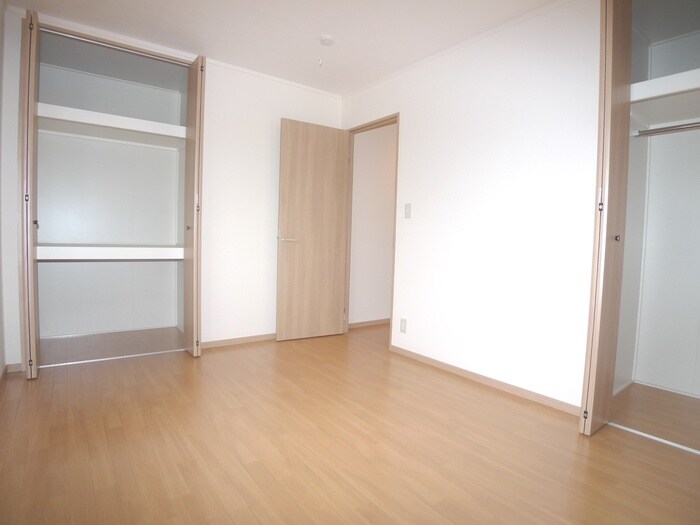 メゾンドールⅧの物件内観写真