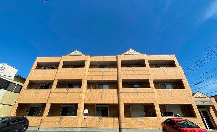 オーピュールの物件外観写真