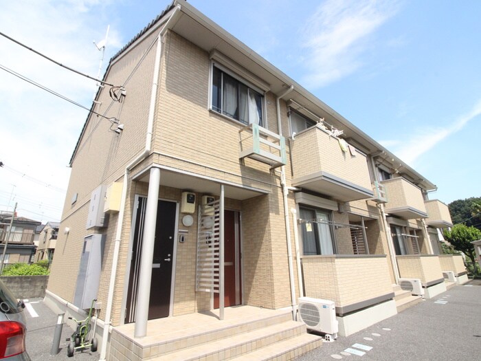 ウィスタリアの物件外観写真