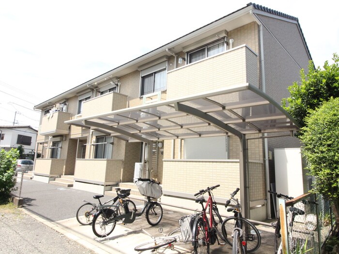 ウィスタリアの物件外観写真