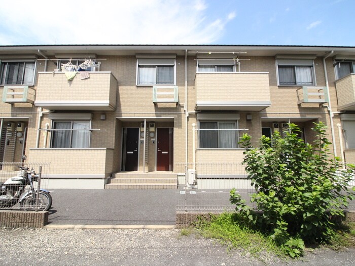 ウィスタリアの物件外観写真