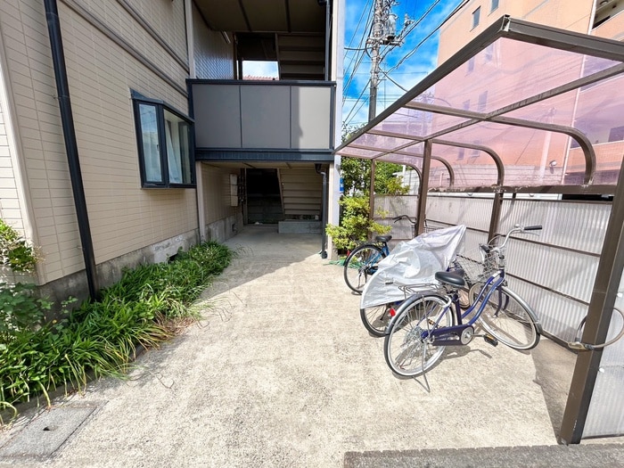 サンロジュマンの物件外観写真