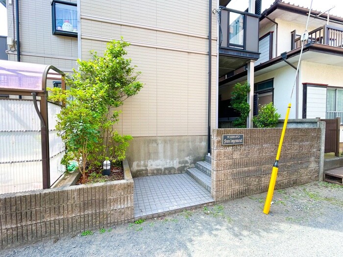 サンロジュマンの物件外観写真