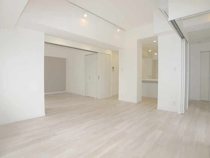 プライムアーバン千住の物件内観写真