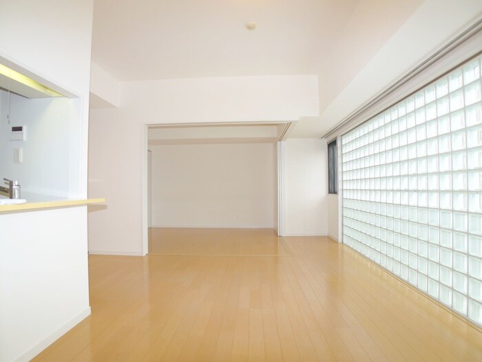 プライムアーバン千住の物件内観写真