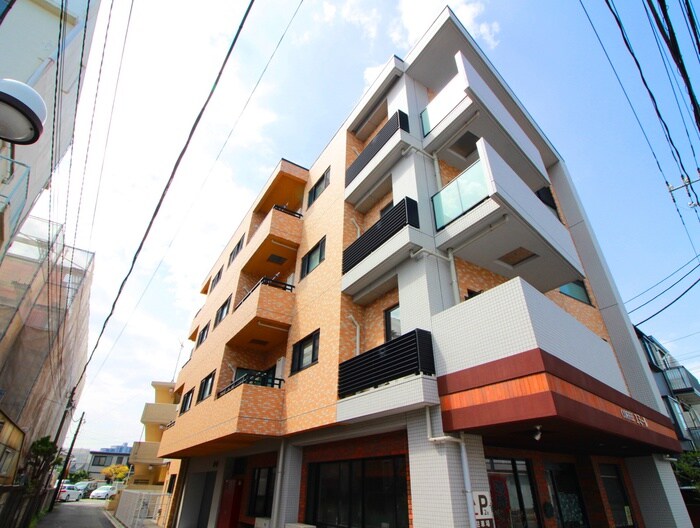 Ｍaison ARDEUR（ﾒｿﾞﾝ ｱﾙﾄﾞｩｰﾙ)の物件外観写真