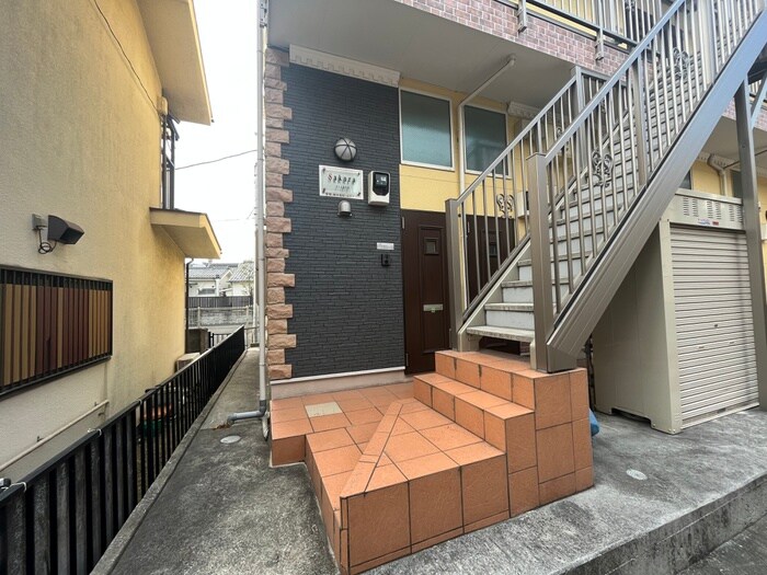 さくら新子安の物件外観写真