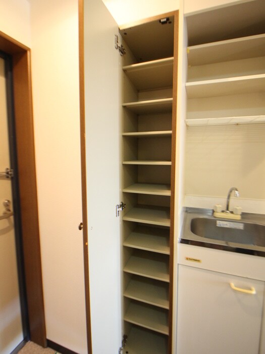 フロ－レンスモリの物件内観写真