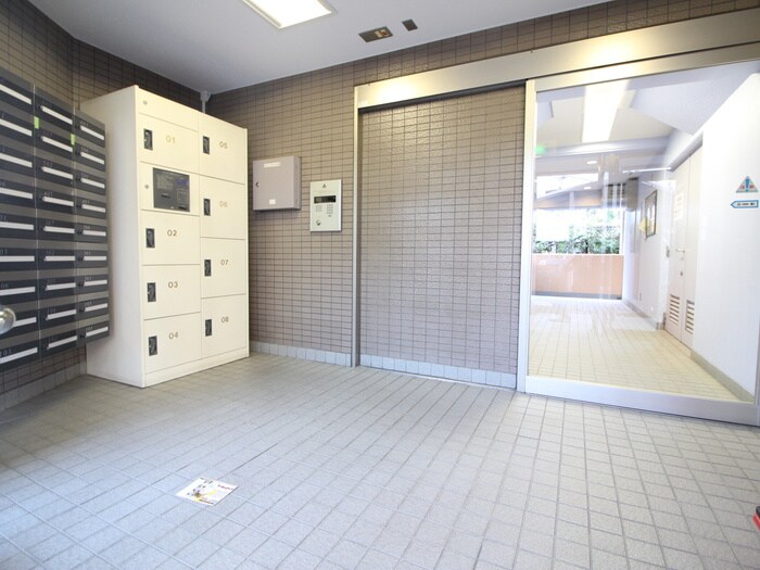 ジュネッセ浦和の物件外観写真