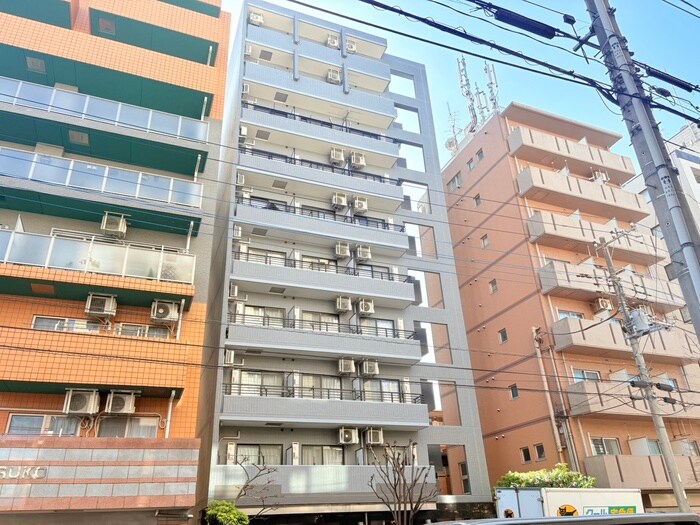 ＹＡＳＡＫＵビルの物件外観写真