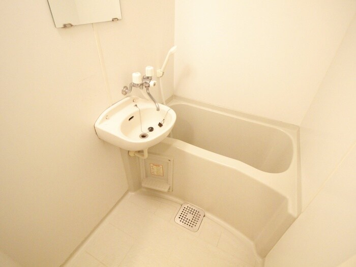 ＹＡＳＡＫＵビルの物件内観写真