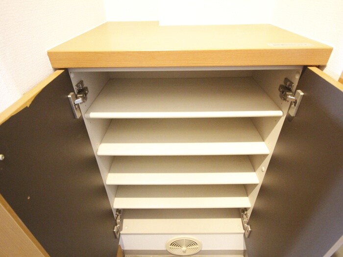 ＹＡＳＡＫＵビルの物件内観写真