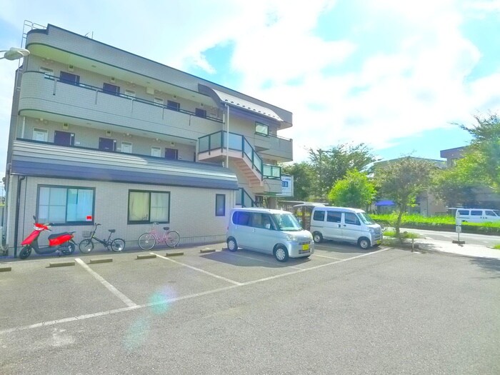 グリーンハイツの物件外観写真