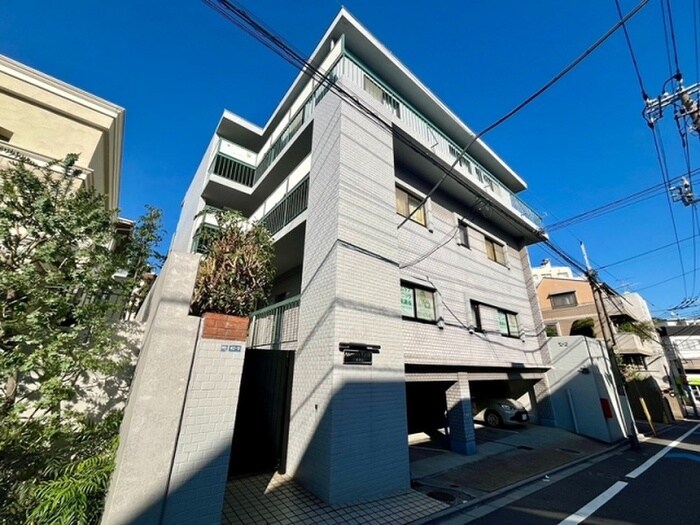 アパ－トメントカヤ田園調布の物件外観写真