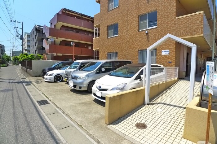 ｾﾝﾄﾋﾙｽﾞ本八幡の物件外観写真