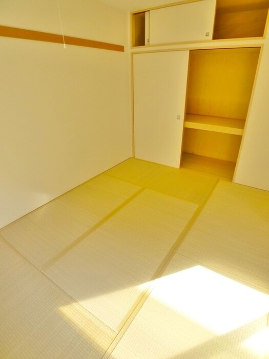 ｾﾝﾄﾋﾙｽﾞ本八幡の物件内観写真