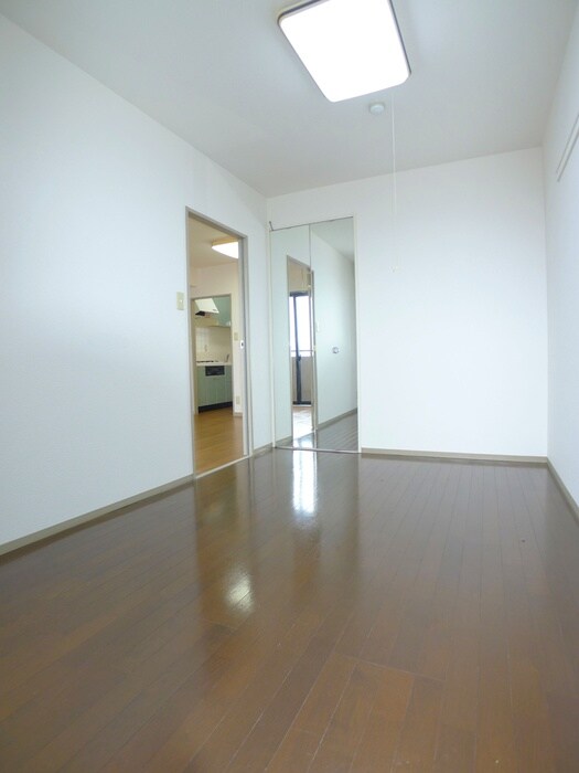 ﾗｲｵﾝｽﾞｽﾃ-ｼｮﾝﾌﾟﾗｻﾞ南浦和(1402)の物件内観写真