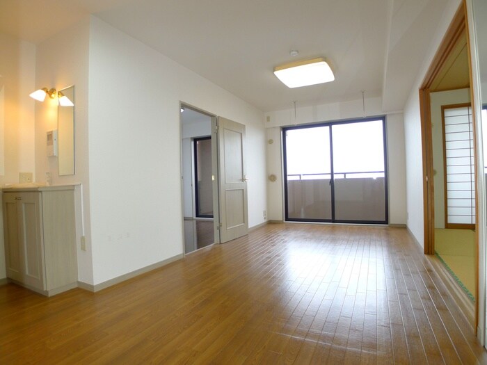 ﾗｲｵﾝｽﾞｽﾃ-ｼｮﾝﾌﾟﾗｻﾞ南浦和(1402)の物件内観写真