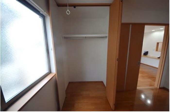 パラディ成城の物件内観写真