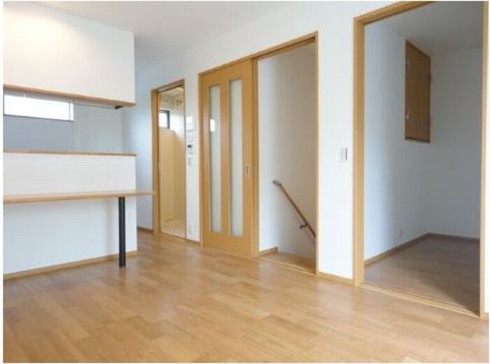 パラディ成城の物件内観写真