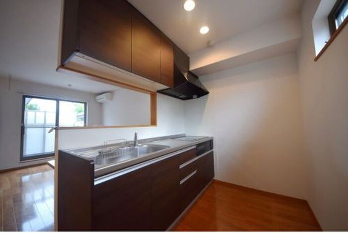 パラディ成城の物件内観写真