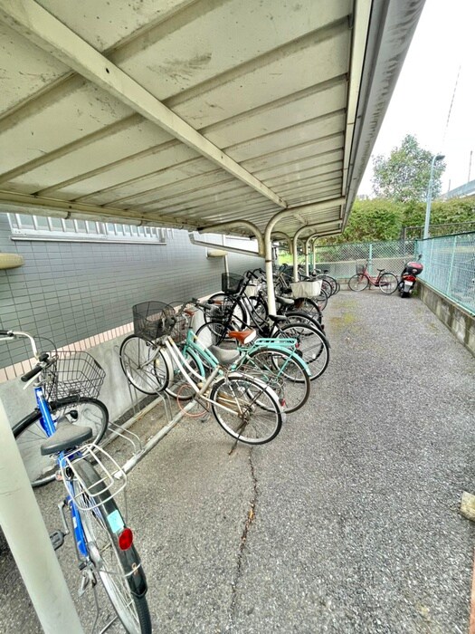 コミニティパレス北赤羽の物件外観写真