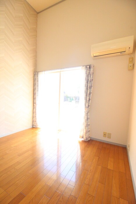 Ｃｈｅｃｋｅｒｂｅｒｒｙ(東)の物件内観写真