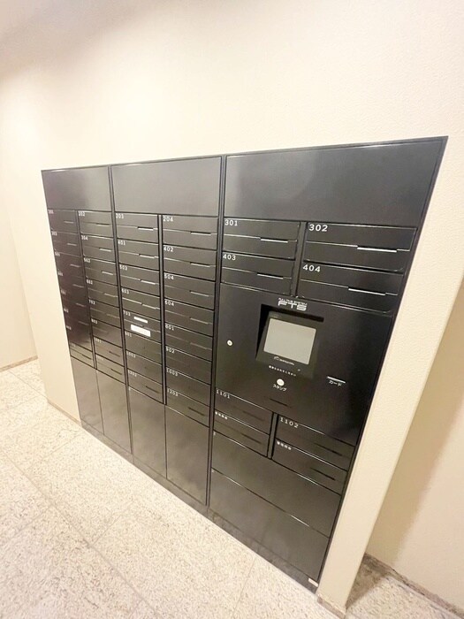 リーラ中野の物件外観写真