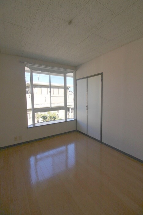 クレストＦ２の物件内観写真