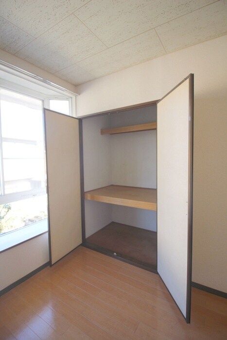 クレストＦ２の物件内観写真