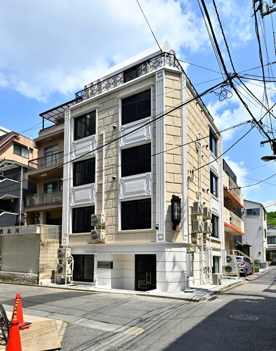 アムス早稲田の物件外観写真