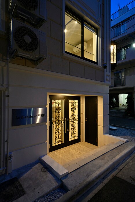 アムス早稲田の物件外観写真