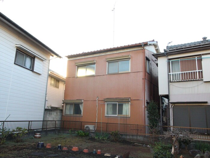 小山荘の物件外観写真