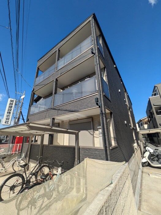 ジーメゾン大宮日進ウエストの物件外観写真