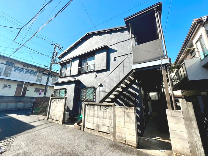 カーサ・ファーシルの物件外観写真