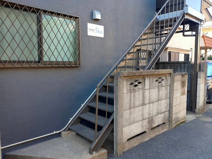 カーサ・ファーシルの物件外観写真