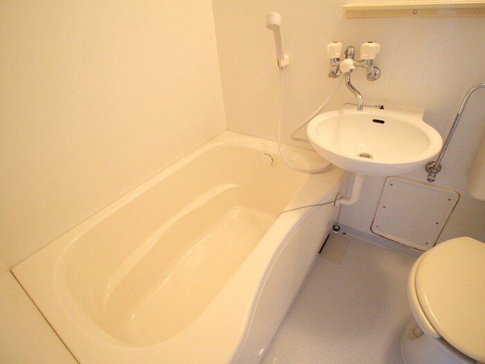 カーサ・ファーシルの物件内観写真