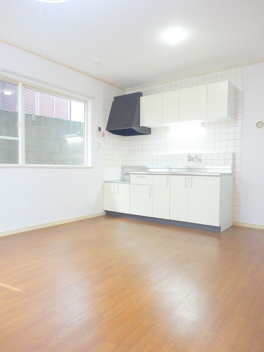 中村メゾネットの物件内観写真