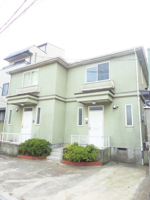 中村メゾネットの物件外観写真