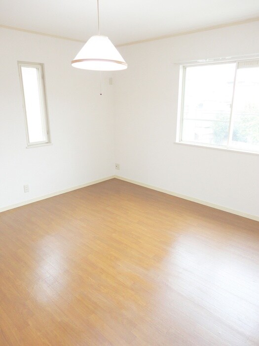 中村メゾネットの物件内観写真