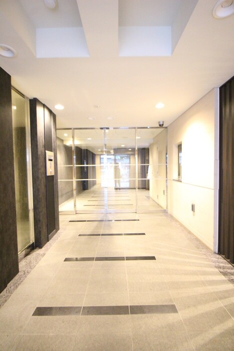 KDXレジデンス東新宿の物件外観写真