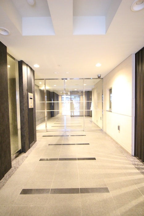 KDXレジデンス東新宿の物件外観写真