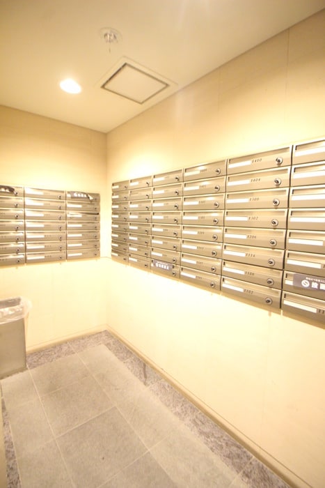 KDXレジデンス東新宿の物件外観写真