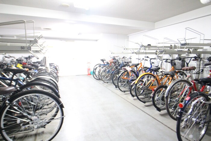 KDXレジデンス東新宿の物件外観写真