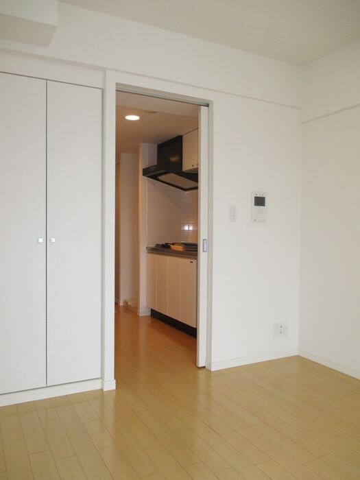 KDXレジデンス東新宿の物件内観写真